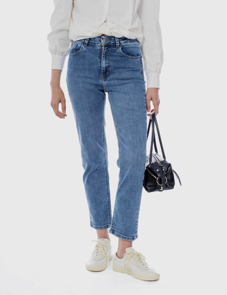 Jeans skinny light sustentable Renata Celeste