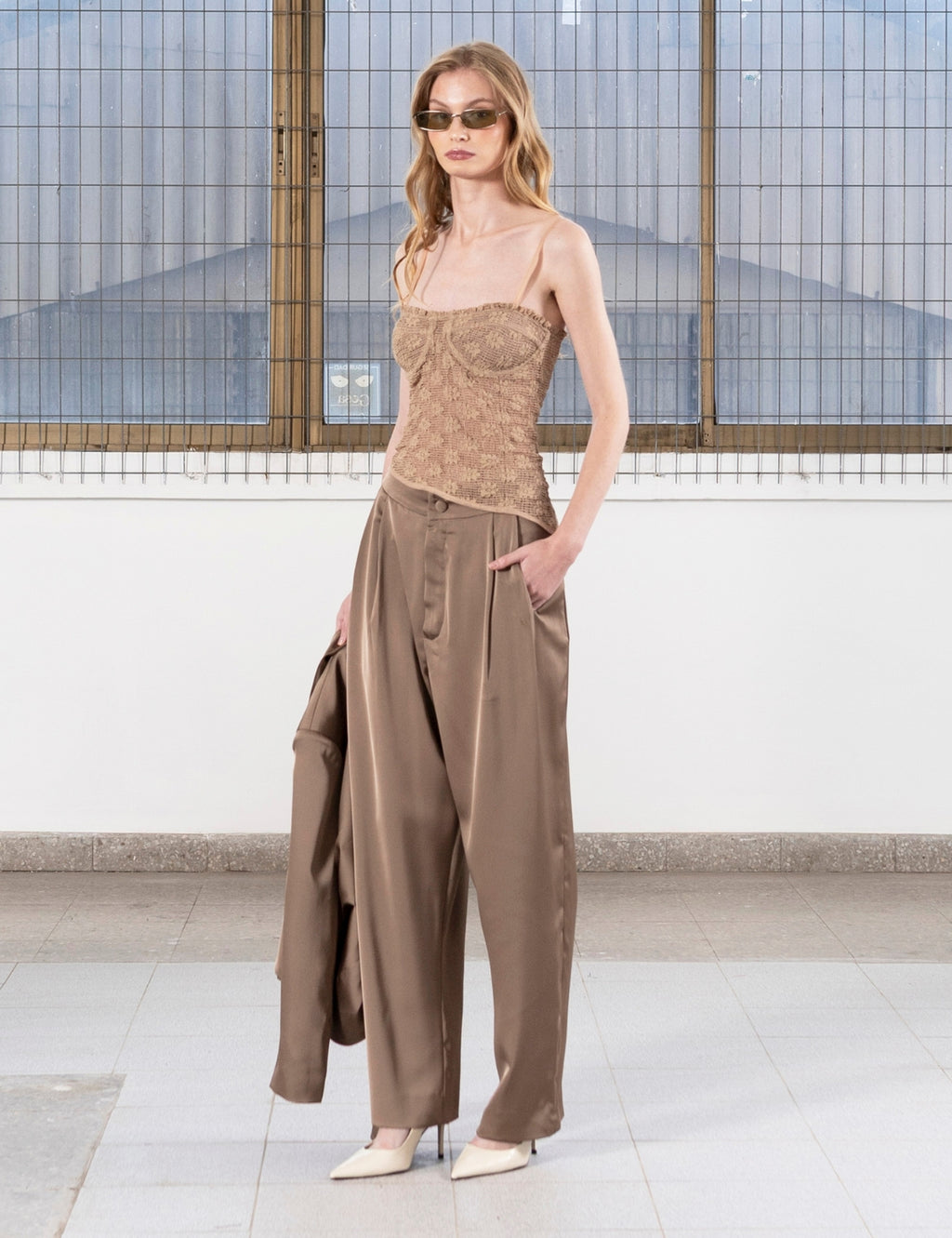 Pantalón Raso Celine Taupe