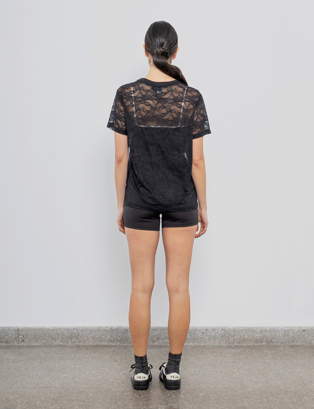 Polera Rose Oversize Encaje Negro