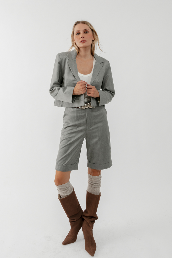 Bermuda sastre Luisa gris