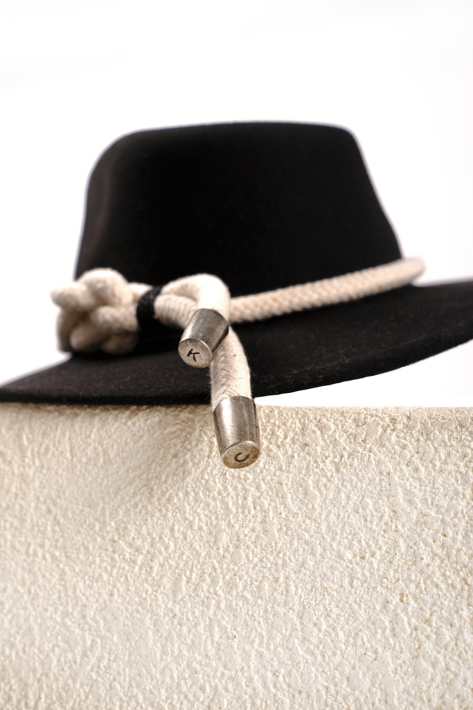 Sombrero Wayne Negro