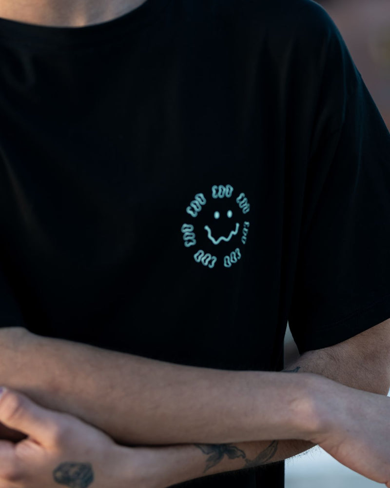 Polera Zac glow in the dark negro