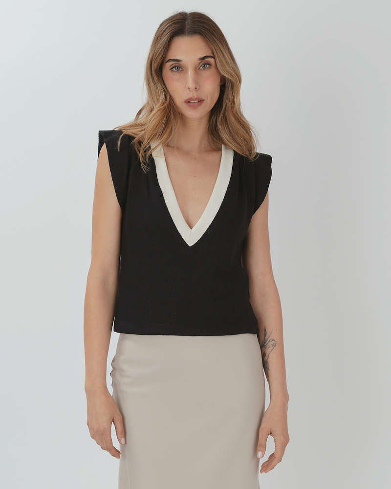Polera tejida Saskia Negro