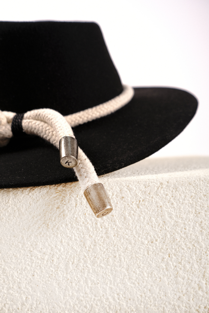 Sombrero Wayne Negro