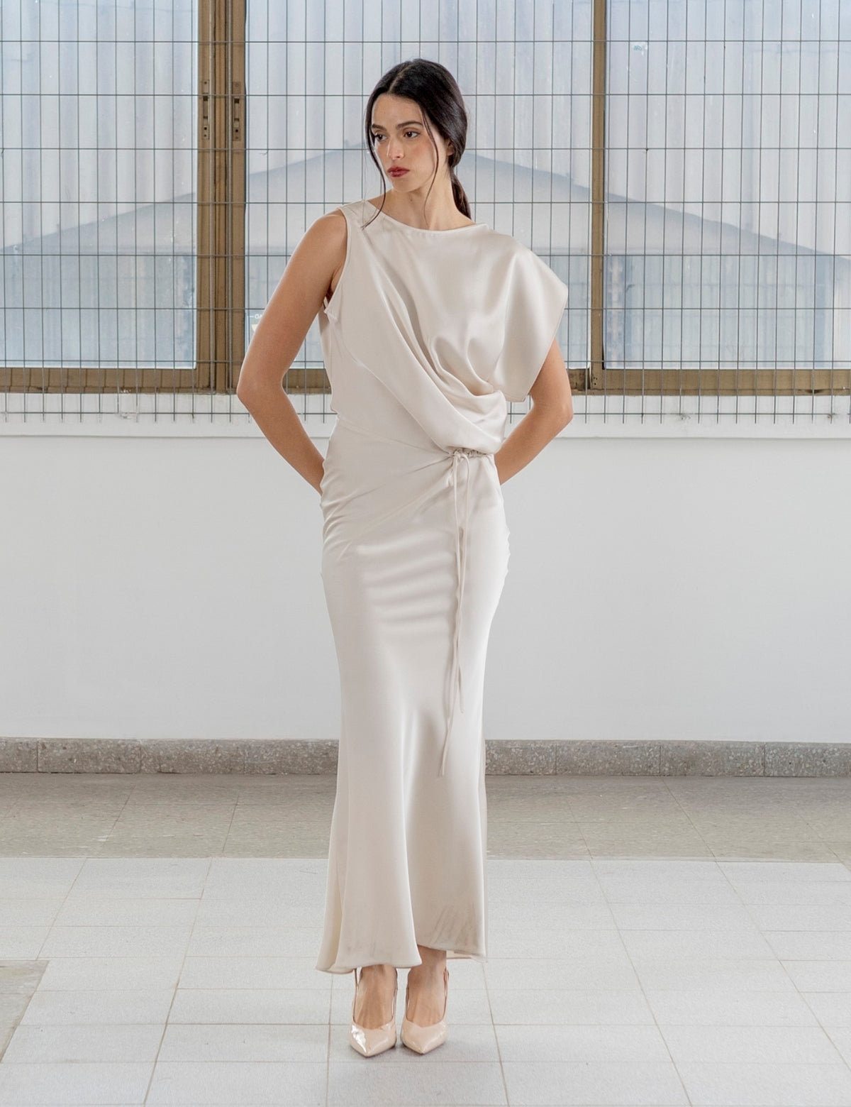 Vestido Raso Fluir Hueso