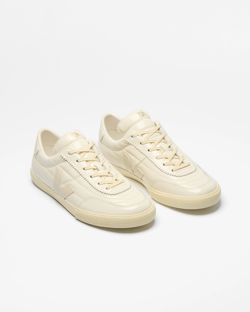 Zapatilla Veja Paneka Patent Leather Off-White Natural