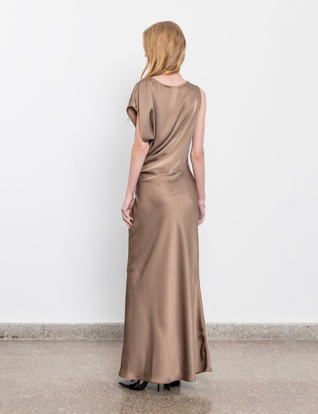Vestido Raso Fluir Taupé