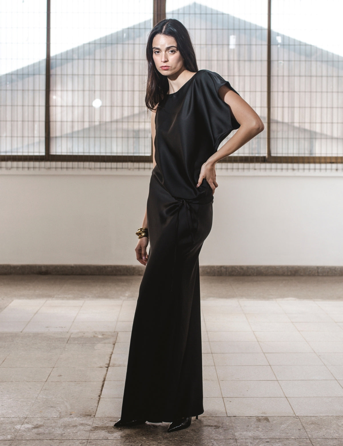 Vestido Raso Fluir Negro