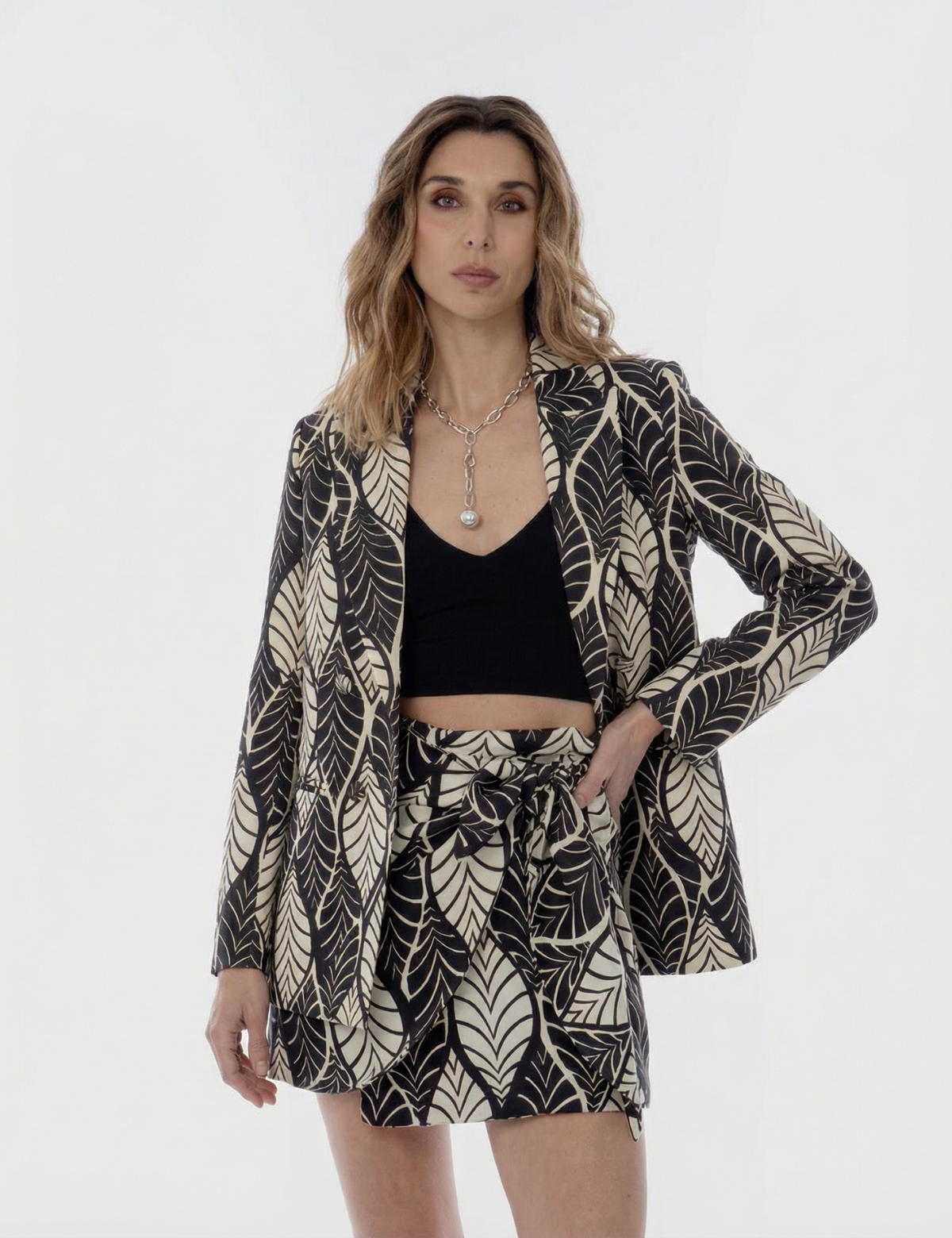 Blazer Premium Orion Hojas Negro