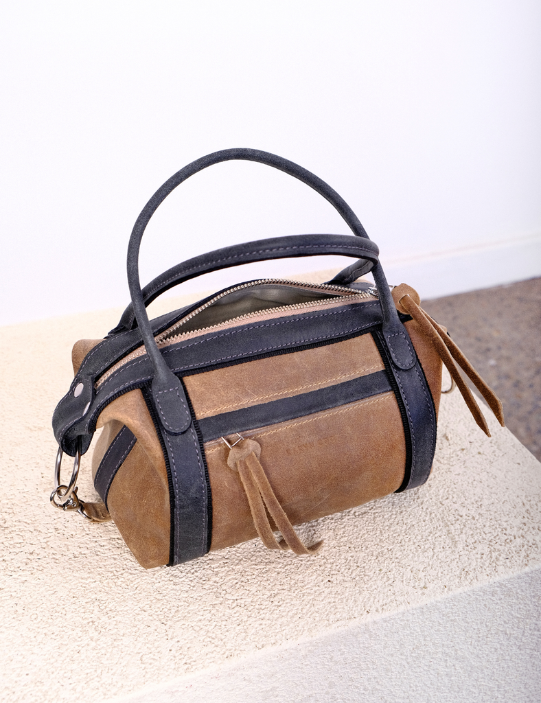 Cartera mini Diana Toffee y Humo