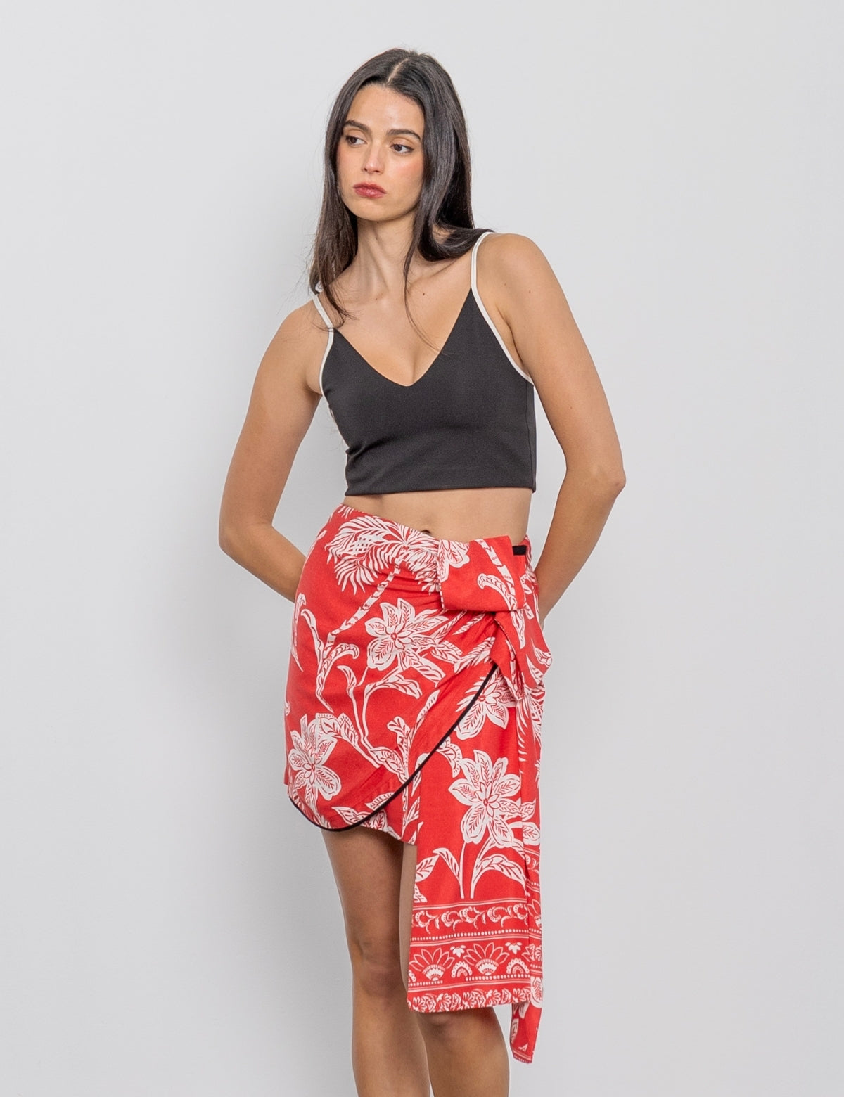 Falda irregular Trópico