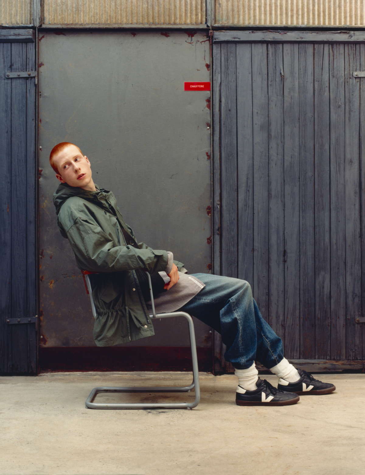 Zapatilla Veja Paneka O.T. Leath Black White