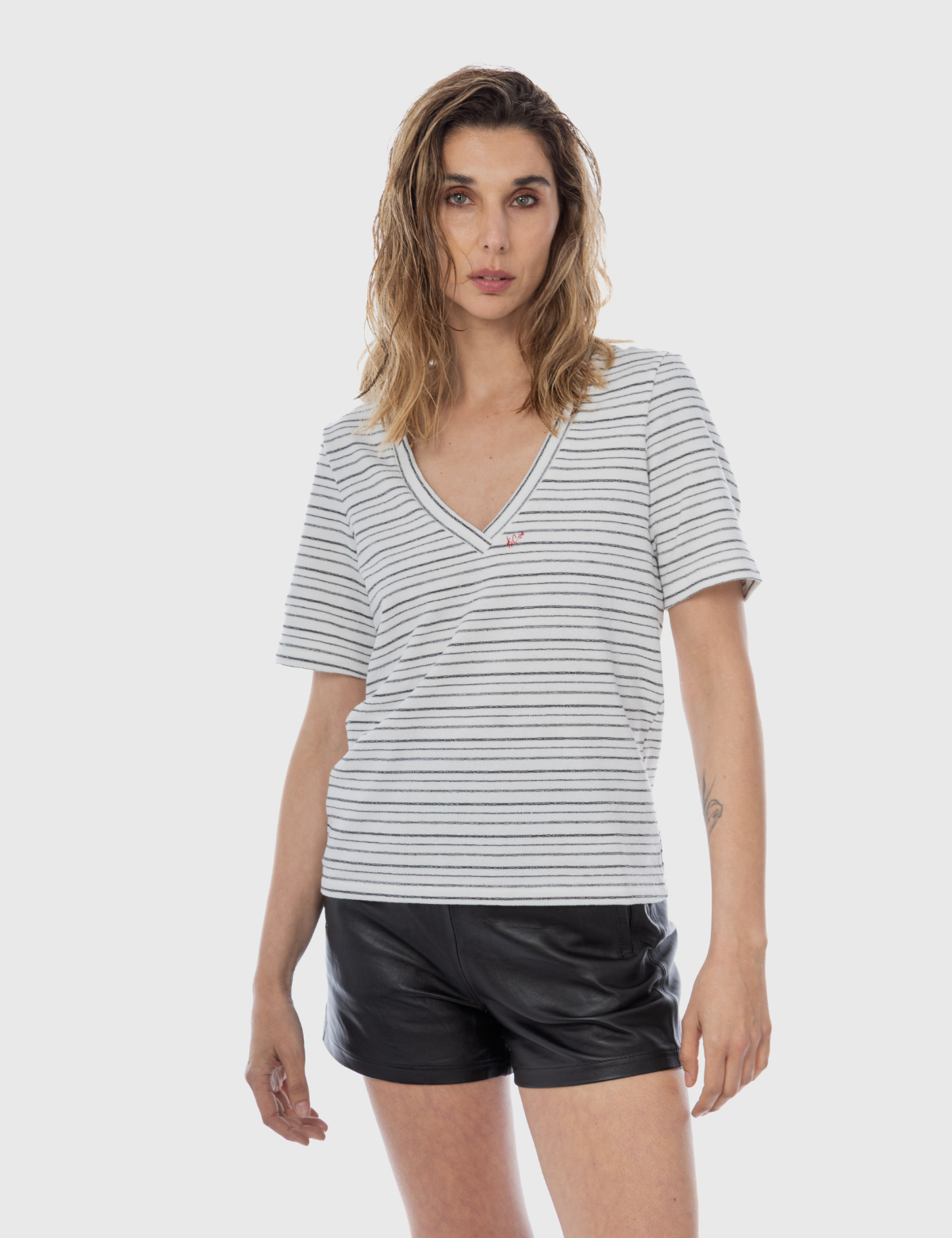 Polera viscosa Kate rayas negro