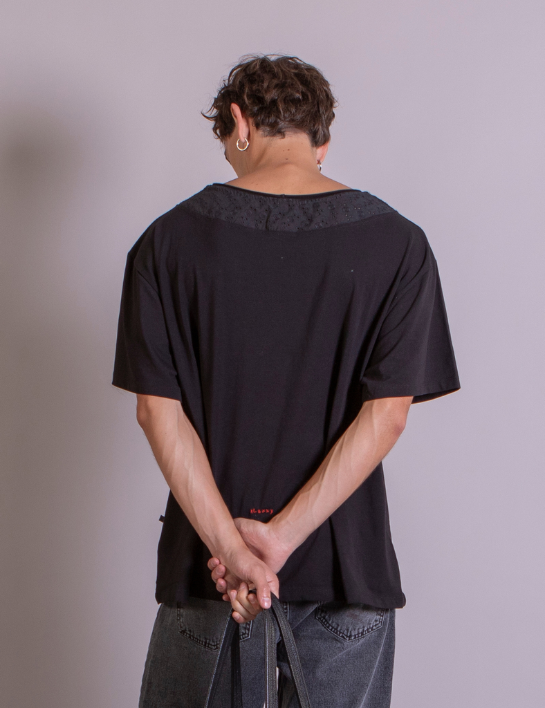 Polera Raíz Lenny Negra