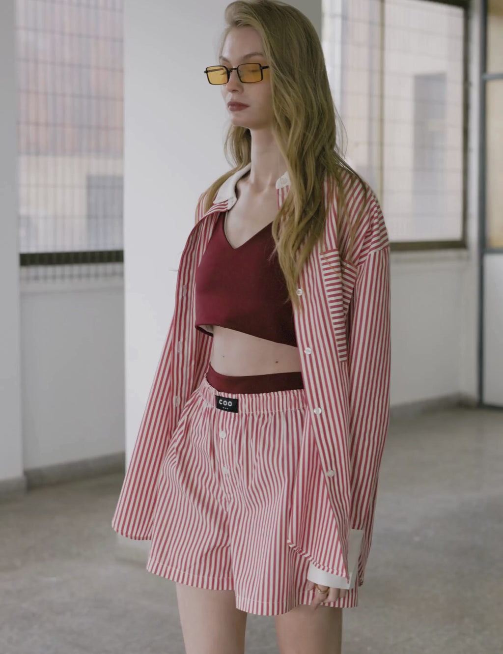 Blusa Lisa Rayas Burdeo